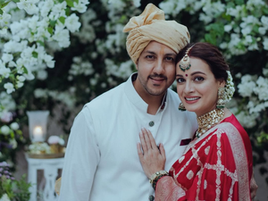 Dia Mirza says ‘love being your lawfully wedded wife’ to Vaibhav Rekhi on wedding anniversary | Dia Mirza says ‘love being your lawfully wedded wife’ to Vaibhav Rekhi on wedding anniversary Dia Mirza says ‘love being your lawfully wedded wife’ to Vaibhav Rekhi on wedding anniversary | Dia Mirza says ‘love being your lawfully wedded wife’ to Vaibhav Rekhi on wedding anniversary