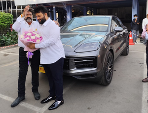 Actor Balakrishna gifts music director Thaman a brand new Porsche! | Actor Balakrishna gifts music director Thaman a brand new Porsche! Actor Balakrishna gifts music director Thaman a brand new Porsche! | Actor Balakrishna gifts music director Thaman a brand new Porsche!