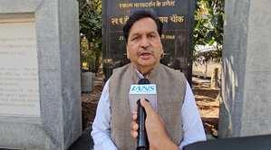 Maha govt panel to draft 'Love Jihad' law hailed; Minister calls it a long-pending demand | Maha govt panel to draft 'Love Jihad' law hailed; Minister calls it a long-pending demand Maha govt panel to draft 'Love Jihad' law hailed; Minister calls it a long-pending demand | Maha govt panel to draft 'Love Jihad' law hailed; Minister calls it a long-pending demand