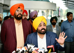Refrain from turning holy city of Amritsar into 'detention or deportees' centre: Punjab CM | Refrain from turning holy city of Amritsar into 'detention or deportees' centre: Punjab CM Refrain from turning holy city of Amritsar into 'detention or deportees' centre: Punjab CM | Refrain from turning holy city of Amritsar into 'detention or deportees' centre: Punjab CM