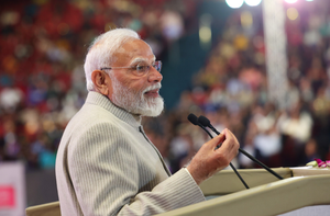 PM Modi fixes Rs 9 lakh crore target for textile exports by 2030 | PM Modi fixes Rs 9 lakh crore target for textile exports by 2030 PM Modi fixes Rs 9 lakh crore target for textile exports by 2030 | PM Modi fixes Rs 9 lakh crore target for textile exports by 2030