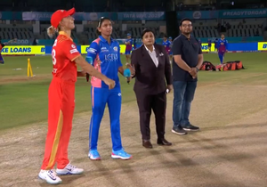 WPL 2025: Kamalini, Parunika debut as MI elect to bowl against GG | WPL 2025: Kamalini, Parunika debut as MI elect to bowl against GG