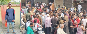 History-sheeter shot dead in Jamshedpur, protests erupt demanding arrest of assailants | History-sheeter shot dead in Jamshedpur, protests erupt demanding arrest of assailants History-sheeter shot dead in Jamshedpur, protests erupt demanding arrest of assailants | History-sheeter shot dead in Jamshedpur, protests erupt demanding arrest of assailants