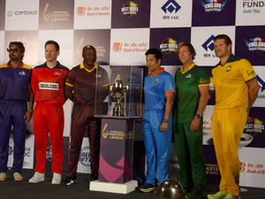Tendulkar, Lara, Sanga set to renew rivalry as IML unveils the trophy for inaugural season | Tendulkar, Lara, Sanga set to renew rivalry as IML unveils the trophy for inaugural season