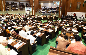 Over 1.60 lakh beneficiaries in Gujarat's Jamnagar receive free LPG cylinders in one year | Over 1.60 lakh beneficiaries in Gujarat's Jamnagar receive free LPG cylinders in one year Over 1.60 lakh beneficiaries in Gujarat's Jamnagar receive free LPG cylinders in one year | Over 1.60 lakh beneficiaries in Gujarat's Jamnagar receive free LPG cylinders in one year