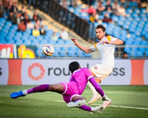 ISL 2024-25: East Bengal end Punjab FC's playoff hopes with 3-1 victory | ISL 2024-25: East Bengal end Punjab FC's playoff hopes with 3-1 victory ISL 2024-25: East Bengal end Punjab FC's playoff hopes with 3-1 victory | ISL 2024-25: East Bengal end Punjab FC's playoff hopes with 3-1 victory