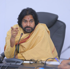 Pawan Kalyan rules out opposition party status to YSRCP | Pawan Kalyan rules out opposition party status to YSRCP Pawan Kalyan rules out opposition party status to YSRCP | Pawan Kalyan rules out opposition party status to YSRCP