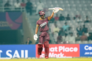 IML: Simmons masterclass helps West Indies Masters crush Australia by 7 wickets | IML: Simmons masterclass helps West Indies Masters crush Australia by 7 wickets IML: Simmons masterclass helps West Indies Masters crush Australia by 7 wickets | IML: Simmons masterclass helps West Indies Masters crush Australia by 7 wickets