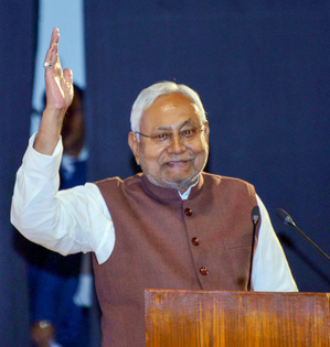 Nitish Kumar slams RJD for poor health infra during its tenure, highlights transformation | Nitish Kumar slams RJD for poor health infra during its tenure, highlights transformation Nitish Kumar slams RJD for poor health infra during its tenure, highlights transformation | Nitish Kumar slams RJD for poor health infra during its tenure, highlights transformation