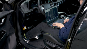 Samsung, Hyundai team up to use private 5G network in car manufacturing | Samsung, Hyundai team up to use private 5G network in car manufacturing Samsung, Hyundai team up to use private 5G network in car manufacturing | Samsung, Hyundai team up to use private 5G network in car manufacturing