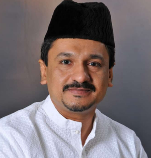 Shashi Tharoor gets support from IUML amid controversy | Shashi Tharoor gets support from IUML amid controversy Shashi Tharoor gets support from IUML amid controversy | Shashi Tharoor gets support from IUML amid controversy