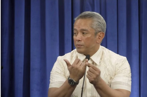 Philippine police rescue foreign student | Philippine police rescue foreign student Philippine police rescue foreign student | Philippine police rescue foreign student