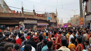 Bihar: Tension in Sitamarhi after vandalisation of Lord Shiva & Kartikeya idols | Bihar: Tension in Sitamarhi after vandalisation of Lord Shiva & Kartikeya idols Bihar: Tension in Sitamarhi after vandalisation of Lord Shiva & Kartikeya idols | Bihar: Tension in Sitamarhi after vandalisation of Lord Shiva & Kartikeya idols