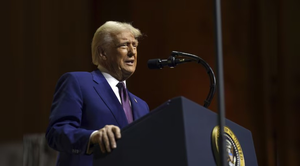 Trump slaps additional 10 pc tariff on imports from China | Trump slaps additional 10 pc tariff on imports from China Trump slaps additional 10 pc tariff on imports from China | Trump slaps additional 10 pc tariff on imports from China