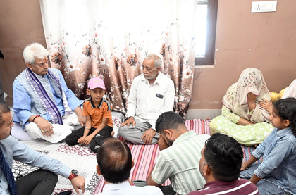 J&K LG visits homes of 4 policemen martyred in Kathua anti-terrorist op | J&K LG visits homes of 4 policemen martyred in Kathua anti-terrorist op J&K LG visits homes of 4 policemen martyred in Kathua anti-terrorist op | J&K LG visits homes of 4 policemen martyred in Kathua anti-terrorist op