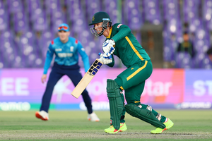 Champions Trophy: Bowlers, van der Dussen and Klaasen ensure SA finish as Group B toppers | Champions Trophy: Bowlers, van der Dussen and Klaasen ensure SA finish as Group B toppers Champions Trophy: Bowlers, van der Dussen and Klaasen ensure SA finish as Group B toppers | Champions Trophy: Bowlers, van der Dussen and Klaasen ensure SA finish as Group B toppers