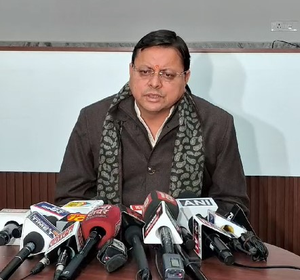 Chamoli avalanche: CM Dhami reaches Disaster Operations Centre, monitors search ops | Chamoli avalanche: CM Dhami reaches Disaster Operations Centre, monitors search ops Chamoli avalanche: CM Dhami reaches Disaster Operations Centre, monitors search ops | Chamoli avalanche: CM Dhami reaches Disaster Operations Centre, monitors search ops