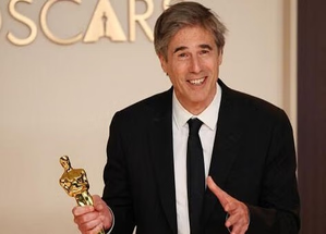 97th Oscars: Brazilian film ‘I’m Still Here’ makes Oscar history as it wins International Feature | 97th Oscars: Brazilian film ‘I’m Still Here’ makes Oscar history as it wins International Feature 97th Oscars: Brazilian film ‘I’m Still Here’ makes Oscar history as it wins International Feature | 97th Oscars: Brazilian film ‘I’m Still Here’ makes Oscar history as it wins International Feature