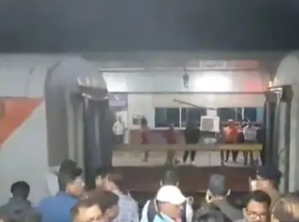 UP: Nandan Kanan Express splits into two as coach decouples soon after leaving DDU Junction | UP: Nandan Kanan Express splits into two as coach decouples soon after leaving DDU Junction UP: Nandan Kanan Express splits into two as coach decouples soon after leaving DDU Junction | UP: Nandan Kanan Express splits into two as coach decouples soon after leaving DDU Junction
