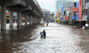 Severe flooding in Jakarta, surrounding cities after heavy rain | Severe flooding in Jakarta, surrounding cities after heavy rain Severe flooding in Jakarta, surrounding cities after heavy rain | Severe flooding in Jakarta, surrounding cities after heavy rain
