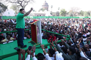 Will implement domicile policy in Bihar, if voted to power: Tejashwi Yadav | Will implement domicile policy in Bihar, if voted to power: Tejashwi Yadav Will implement domicile policy in Bihar, if voted to power: Tejashwi Yadav | Will implement domicile policy in Bihar, if voted to power: Tejashwi Yadav