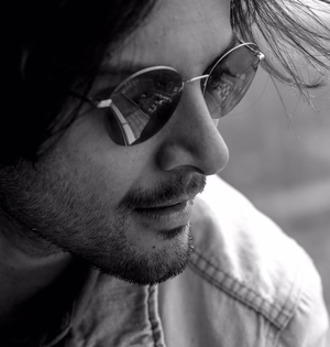 Ali Fazal on ‘Rakht Brahmand’: Growing my hair for a year, spending 6-7 hours a day training | Ali Fazal on ‘Rakht Brahmand’: Growing my hair for a year, spending 6-7 hours a day training Ali Fazal on ‘Rakht Brahmand’: Growing my hair for a year, spending 6-7 hours a day training | Ali Fazal on ‘Rakht Brahmand’: Growing my hair for a year, spending 6-7 hours a day training
