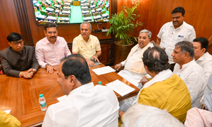 K’taka: BJP-JD (S) MLAs meet Siddaramaiah ahead of budget | K’taka: BJP-JD (S) MLAs meet Siddaramaiah ahead of budget K’taka: BJP-JD (S) MLAs meet Siddaramaiah ahead of budget | K’taka: BJP-JD (S) MLAs meet Siddaramaiah ahead of budget
