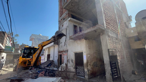Punjab govt demolishes several illegal properties of drug peddlers | Punjab govt demolishes several illegal properties of drug peddlers