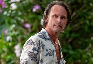‘The White Lotus’ Star Walton Goggins reveals he was bitten by snake on set | ‘The White Lotus’ Star Walton Goggins reveals he was bitten by snake on set ‘The White Lotus’ Star Walton Goggins reveals he was bitten by snake on set | ‘The White Lotus’ Star Walton Goggins reveals he was bitten by snake on set