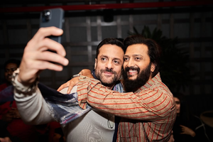 Riteish Deshmukh wishes brother Fardeen Khan: Thank you for your friendship | Riteish Deshmukh wishes brother Fardeen Khan: Thank you for your friendship Riteish Deshmukh wishes brother Fardeen Khan: Thank you for your friendship | Riteish Deshmukh wishes brother Fardeen Khan: Thank you for your friendship