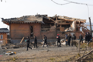 South Korea: Number of damaged houses in accidental bombing grows to 142 | South Korea: Number of damaged houses in accidental bombing grows to 142 South Korea: Number of damaged houses in accidental bombing grows to 142 | South Korea: Number of damaged houses in accidental bombing grows to 142