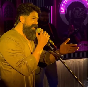 'KGF' star Yash sings 'Jotheyali Jothe Jotheyali' for wife Radhika Pandit | 'KGF' star Yash sings 'Jotheyali Jothe Jotheyali' for wife Radhika Pandit 'KGF' star Yash sings 'Jotheyali Jothe Jotheyali' for wife Radhika Pandit | 'KGF' star Yash sings 'Jotheyali Jothe Jotheyali' for wife Radhika Pandit