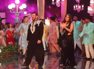Salman, Rashmika’s BTS from ‘Zohra Jabeen’ shoot is full of fun | Salman, Rashmika’s BTS from ‘Zohra Jabeen’ shoot is full of fun Salman, Rashmika’s BTS from ‘Zohra Jabeen’ shoot is full of fun | Salman, Rashmika’s BTS from ‘Zohra Jabeen’ shoot is full of fun