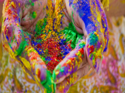 Ahmedabad turns to 'Green holi': AMC’s eco-friendly initiative takes off | Ahmedabad turns to 'Green holi': AMC’s eco-friendly initiative takes off Ahmedabad turns to 'Green holi': AMC’s eco-friendly initiative takes off | Ahmedabad turns to 'Green holi': AMC’s eco-friendly initiative takes off
