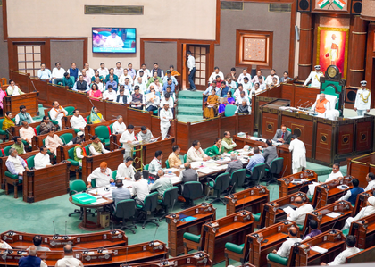 MP Assembly monsoon session: Cong MLAs demand Vijay Shah’s resignation | MP Assembly monsoon session: Cong MLAs demand Vijay Shah’s resignation