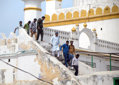 SC orders status quo in Sambhal's Shahi Jama Masjid–Sri Harihar Temple dispute | SC orders status quo in Sambhal's Shahi Jama Masjid–Sri Harihar Temple dispute SC orders status quo in Sambhal's Shahi Jama Masjid–Sri Harihar Temple dispute | SC orders status quo in Sambhal's Shahi Jama Masjid–Sri Harihar Temple dispute
