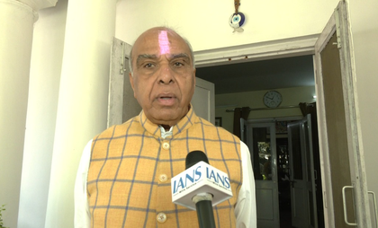 If someone wants to play Holi or offer Namaaz, they should be allowed: Jagdambika Pal | If someone wants to play Holi or offer Namaaz, they should be allowed: Jagdambika Pal If someone wants to play Holi or offer Namaaz, they should be allowed: Jagdambika Pal | If someone wants to play Holi or offer Namaaz, they should be allowed: Jagdambika Pal