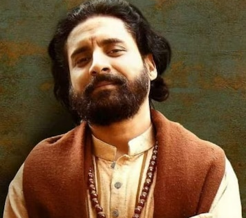 From gorging on gujiyas, to listening to music: Chandan Roy Sanyal shares how he celebrates Holi | From gorging on gujiyas, to listening to music: Chandan Roy Sanyal shares how he celebrates Holi From gorging on gujiyas, to listening to music: Chandan Roy Sanyal shares how he celebrates Holi | From gorging on gujiyas, to listening to music: Chandan Roy Sanyal shares how he celebrates Holi