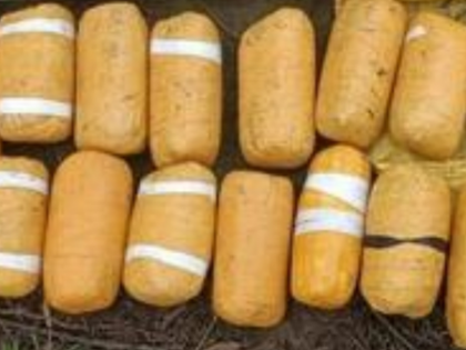 BSF recovers drug packet dropped by Pak drone near border in Rajasthan | BSF recovers drug packet dropped by Pak drone near border in Rajasthan BSF recovers drug packet dropped by Pak drone near border in Rajasthan | BSF recovers drug packet dropped by Pak drone near border in Rajasthan