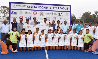 Asmita Hockey: Pune bag double crown in junior and sub-junior category | Asmita Hockey: Pune bag double crown in junior and sub-junior category Asmita Hockey: Pune bag double crown in junior and sub-junior category | Asmita Hockey: Pune bag double crown in junior and sub-junior category