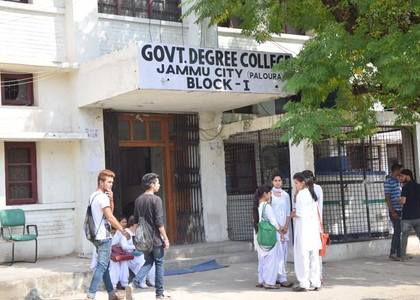 Committee formed to rationalise new subjects taught at J&K colleges: Minister | Committee formed to rationalise new subjects taught at J&K colleges: Minister Committee formed to rationalise new subjects taught at J&K colleges: Minister | Committee formed to rationalise new subjects taught at J&K colleges: Minister