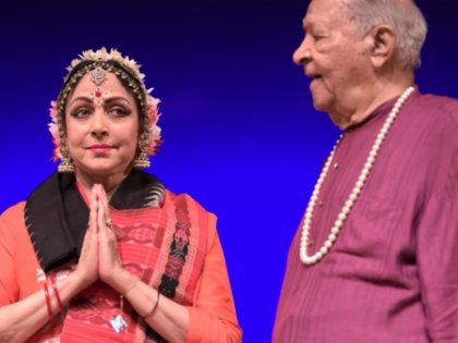 Hema Malini expresses gratitude to Pandit Hariprasad Chaurasia in light of her recent performance | Hema Malini expresses gratitude to Pandit Hariprasad Chaurasia in light of her recent performance Hema Malini expresses gratitude to Pandit Hariprasad Chaurasia in light of her recent performance | Hema Malini expresses gratitude to Pandit Hariprasad Chaurasia in light of her recent performance