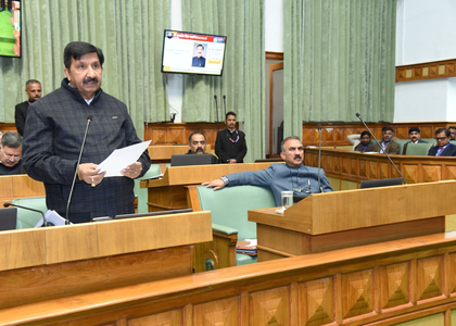 Attack on HRTC buses in Punjab, service suspended on 10 routes | Attack on HRTC buses in Punjab, service suspended on 10 routes Attack on HRTC buses in Punjab, service suspended on 10 routes | Attack on HRTC buses in Punjab, service suspended on 10 routes