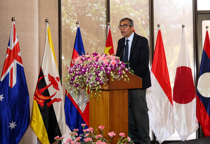 India remains steadfast in its zero-tolerance policy towards terrorism: Defence Secretary | India remains steadfast in its zero-tolerance policy towards terrorism: Defence Secretary India remains steadfast in its zero-tolerance policy towards terrorism: Defence Secretary | India remains steadfast in its zero-tolerance policy towards terrorism: Defence Secretary