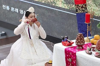 Marriages with foreign spouses in South Korea rise for 3rd year in 2024 | Marriages with foreign spouses in South Korea rise for 3rd year in 2024