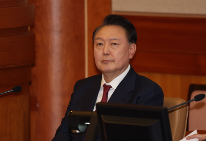 South Korea: Yoon offers condolence to man who died of self-immolation | South Korea: Yoon offers condolence to man who died of self-immolation