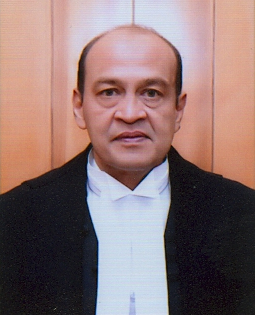 Cash at judge's home: CJI forms 3-member inquiry committee, no judicial work for Justice Varma | Cash at judge's home: CJI forms 3-member inquiry committee, no judicial work for Justice Varma Cash at judge's home: CJI forms 3-member inquiry committee, no judicial work for Justice Varma | Cash at judge's home: CJI forms 3-member inquiry committee, no judicial work for Justice Varma