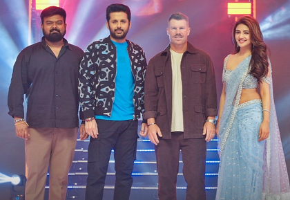 Fans thrilled as cricketer David Warner speaks in Telugu at Robinhood event! | Fans thrilled as cricketer David Warner speaks in Telugu at Robinhood event! Fans thrilled as cricketer David Warner speaks in Telugu at Robinhood event! | Fans thrilled as cricketer David Warner speaks in Telugu at Robinhood event!