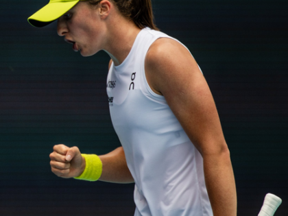 Miami Open: Swiatek beats Svitolina to reach QF, Eala advances after Badosa withdraws | Miami Open: Swiatek beats Svitolina to reach QF, Eala advances after Badosa withdraws Miami Open: Swiatek beats Svitolina to reach QF, Eala advances after Badosa withdraws | Miami Open: Swiatek beats Svitolina to reach QF, Eala advances after Badosa withdraws
