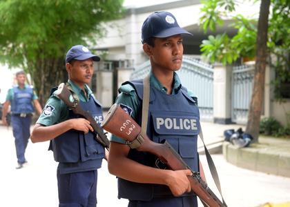 Bangladesh: Dozens injured in clash between NCP and BNP | Bangladesh: Dozens injured in clash between NCP and BNP Bangladesh: Dozens injured in clash between NCP and BNP | Bangladesh: Dozens injured in clash between NCP and BNP